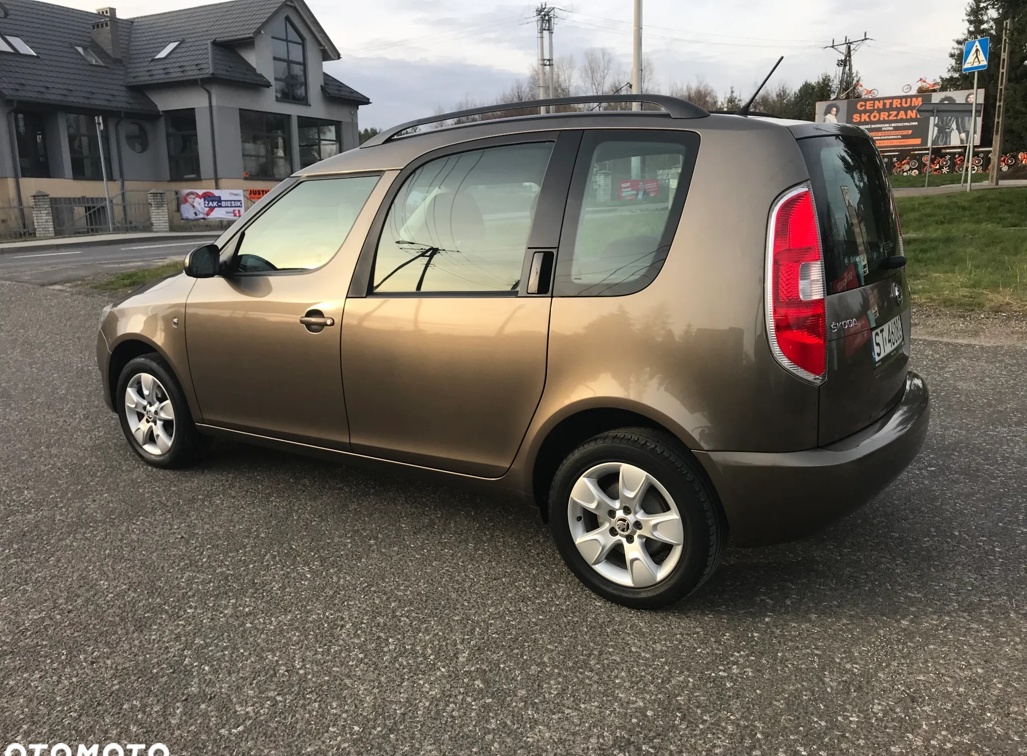 Skoda Roomster cena 34900 przebieg: 106000, rok produkcji 2014 z Podkowa Leśna małe 211